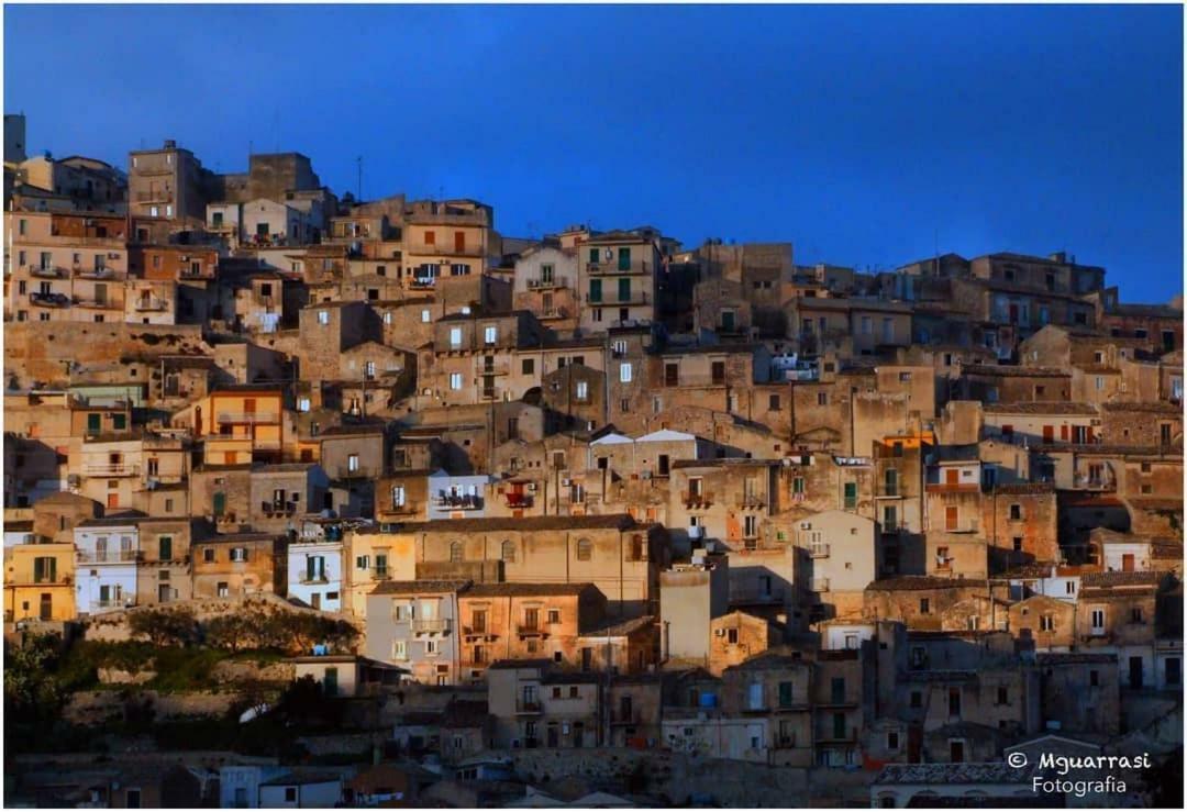 Casa Degli Avi Don Neli, Immersa Nella Natura โมดิกา ภายนอก รูปภาพ